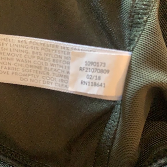 Lane Bryant Livi Active Green Olive Plus aSize Sport Bra 14 - Picture 8 of 9